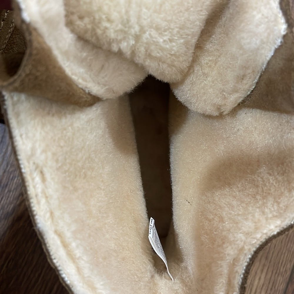 Bearpaw Krista Waterproof Boots - Picture 7 of 8